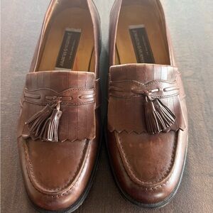 Johnston and Murphy tassel loafers size 10